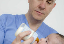 Cómo preparar el biberón biberón Pedro Camacho