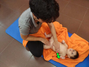 masaje infantil vientre