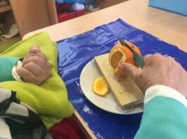 Tratamiento ictus con terapia ocupacional actividad de alimentación ictus